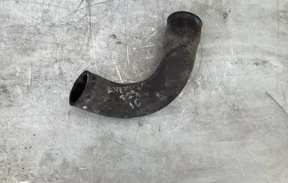 Toyota Avensis T250 Intercooler hose/pipe