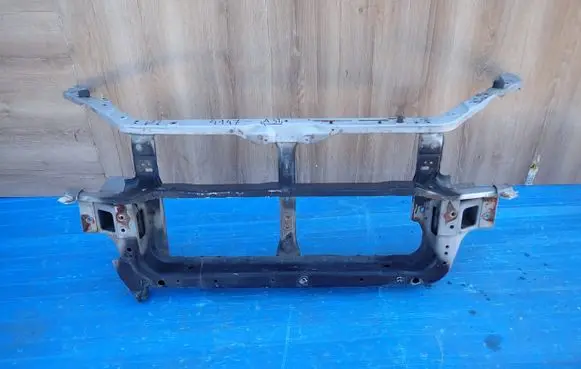 Mitsubishi Lancer Front bodywork piece 