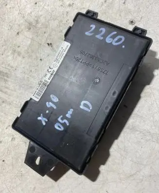 Volvo XC90 Comfort/convenience module 8201068829 U180126007D 0Y13990