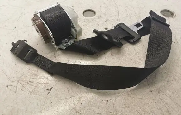 Jeep Grand Cherokee Rear seatbelt 5ME40DX9AA