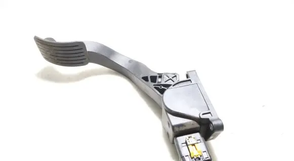 Peugeot 5008 Accelerator throttle pedal