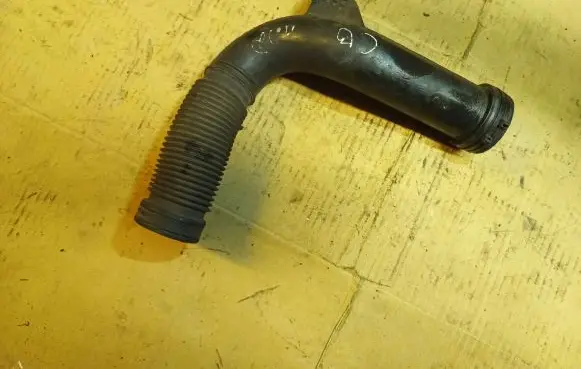 Citroen Berlingo Air conditioning (A/C) pipe/hose 9605142480