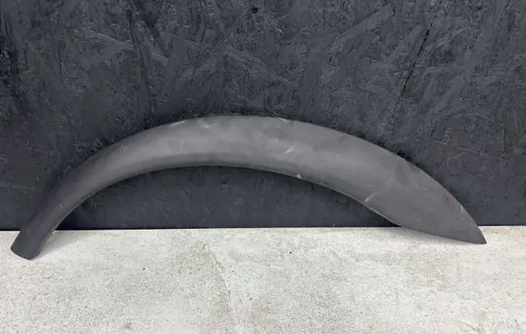 Volvo XC70 Rear arch trim 8620132
