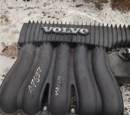 Volvo S40 Intake manifold