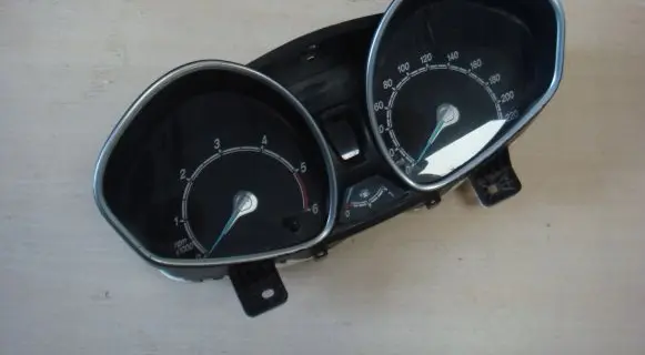 Ford Fiesta Speedometer (instrument cluster) C1BT10849GAJ