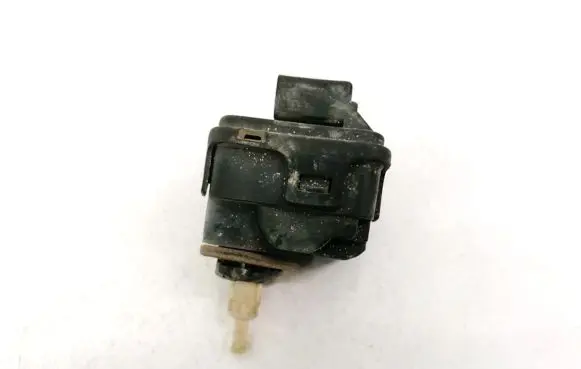 Audi A3 S3 8L Headlight level adjustment motor 00728213