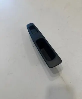 Nissan Qashqai Electric window control switch 25411JD000