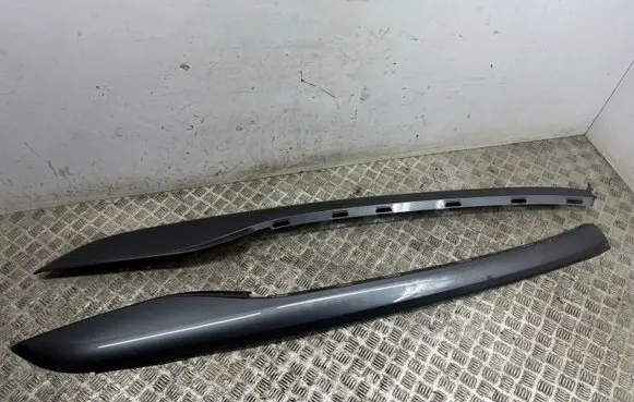 Roof trim bar molding cover