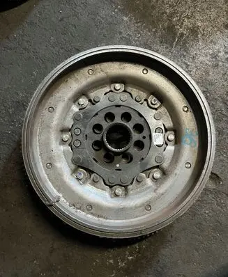 Volkswagen Arteon Dual mass flywheel 05L105266K