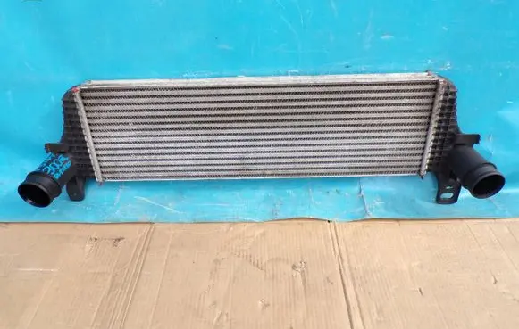 Volkswagen Transporter - Caravelle T5 Intercooler radiator 7E0145804A