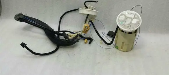 Mercedes-Benz CLS C219 In-tank fuel pump A2114705994