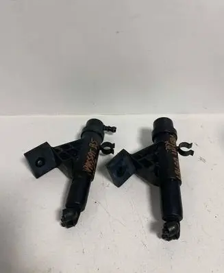 Volkswagen PASSAT B5.5 Headlight washer spray nozzle
