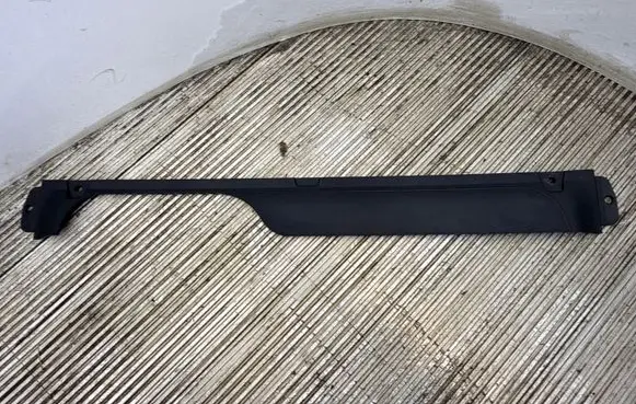 Land Rover Discovery 5 Engine bonnet/hood lock trim molding 6A950 HY326A950EA PA6GF10MD20