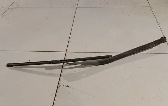 Opel Zafira A Front wiper blade arm 