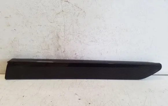 Chevrolet Captiva Front door trim bar 96630763