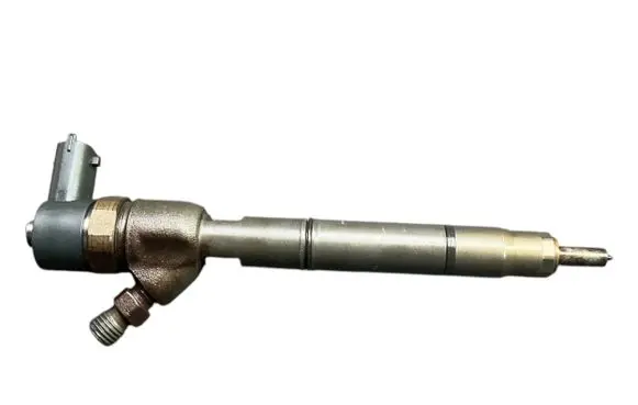 Hyundai i40 Fuel injector 338002A800 0445110411