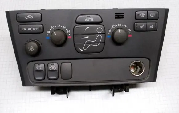 Volvo V70 Climate control unit VOLVO7923