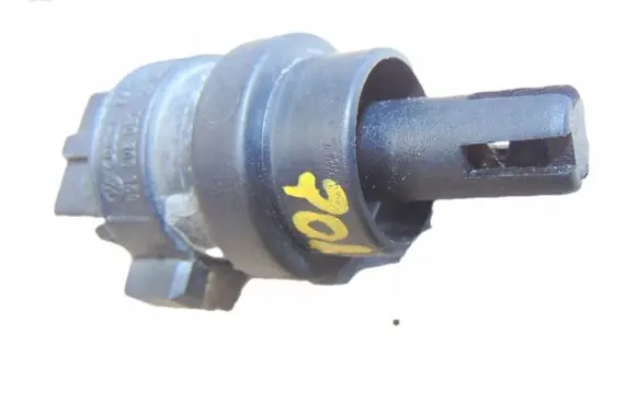 Volkswagen Polo III 6N 6N2 6NF Intake air temperature sensor 028906081