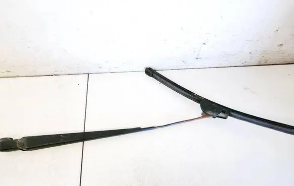 Hyundai H-1, Starex, Satellite Front wiper blade arm