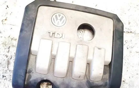 Volkswagen PASSAT B6 Engine cover (trim) 03g103925bp 03g103925bf