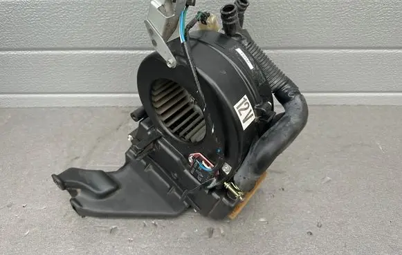 Nissan Patrol Y60 Heater fan/blower 2730501J05