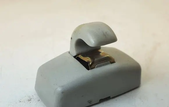 Volkswagen Touran I Sun visor clip/hook/bracket 3B0857561B