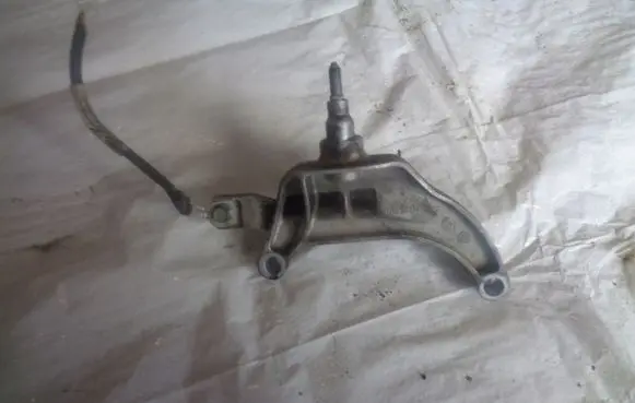 Renault Kadjar Gearbox mounting bracket 112536172R