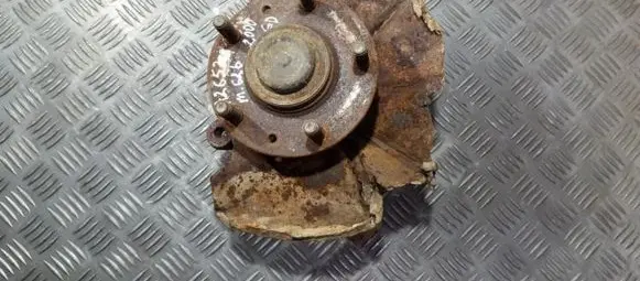 Mazda 626 Rear wheel hub