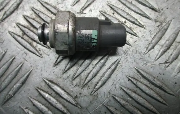 Toyota Yaris Air conditioning (A/C) pressure sensor 443440-0050