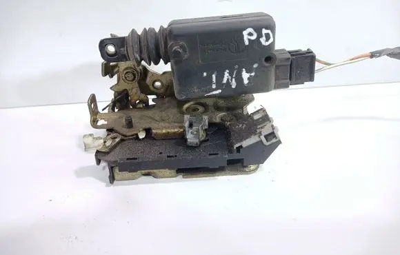 Renault Espace II Front door lock