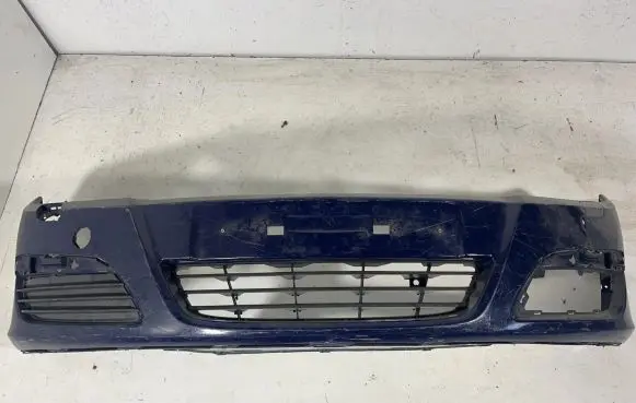 Opel Astra H Front bumper