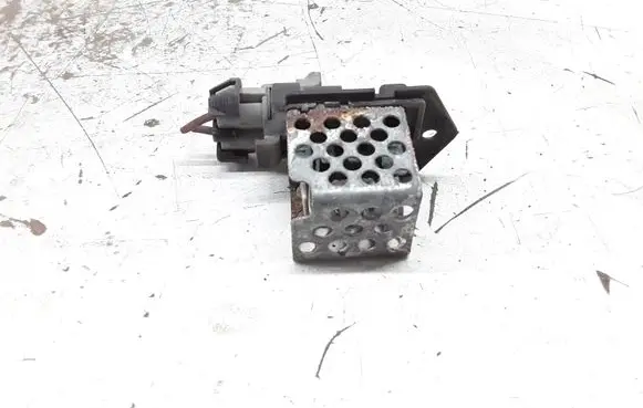 Coolant fan relay