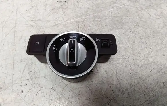 Mercedes-Benz E W212 Light switch A2129055001 10091551