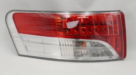 Toyota Avensis T270 Rear/tail lights 8156005190