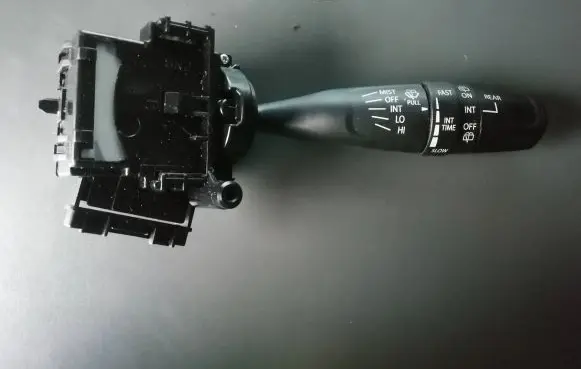 Suzuki Swift II Wiper speed switch 