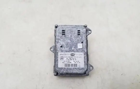 Mercedes-Benz E W211 Xenon control unit/module A0028206026
