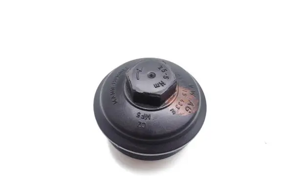 Audi A3 S3 8P Oil filter cover 045115433E