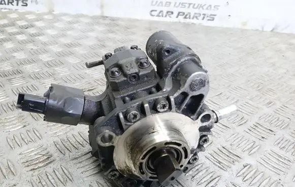 Ford Focus C-MAX Fuel injection high pressure pump 9653023580 A2C20000598 5WS40019