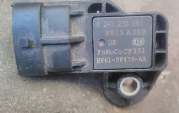 Ford Focus Turbo air boost pressure sensor 0261230281