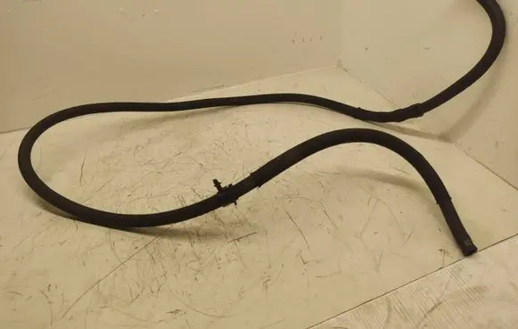Volvo XC90 Power steering hose/pipe/line DY3003W
