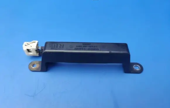 Interior comfort aerial antenna