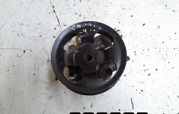 Toyota Camry Power steering pump 2400petrol