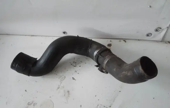 Nissan Pathfinder R51 Intercooler hose/pipe