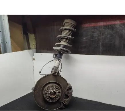 Opel Corsa E Front wheel hub spindle knuckle 