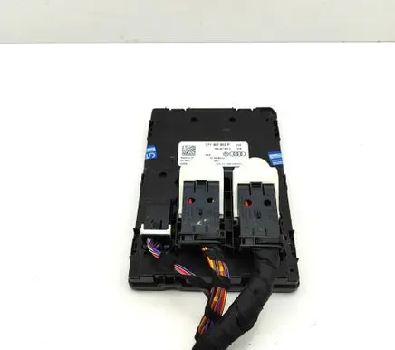 Porsche Taycan 9J1 Central body control module 971907063P 4N0907063D