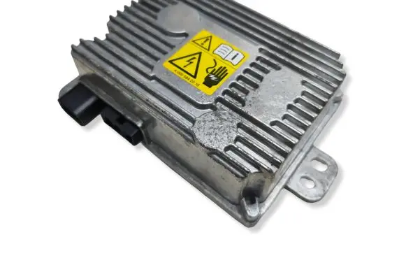 Mercedes-Benz GLB x247 Voltage converter inverter A0009820320 SN000372 12V15V