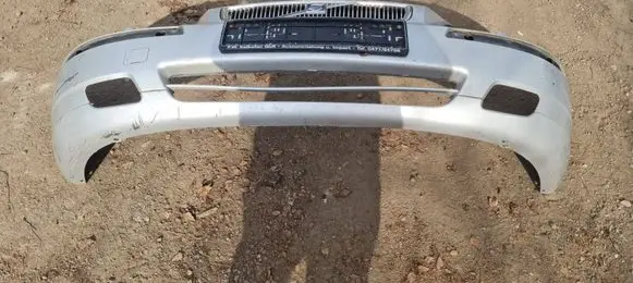 Volvo V70 Front bumper