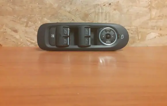Ford Mondeo MK IV Electric window control switch 7S7T14A132BC 1837