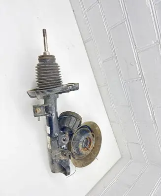 Mercedes-Benz CLK A209 C209 Front shock absorber/damper