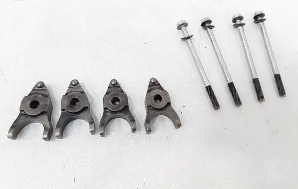Toyota Corolla E120 E130 Fuel Injector clamp holder